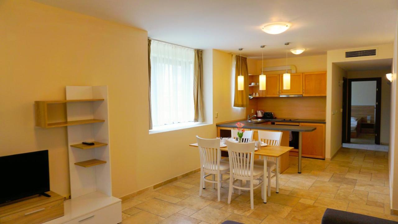 Hc Apartments Kaliakria Topola Luaran gambar