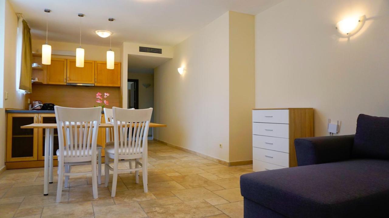 Hc Apartments Kaliakria Topola Luaran gambar