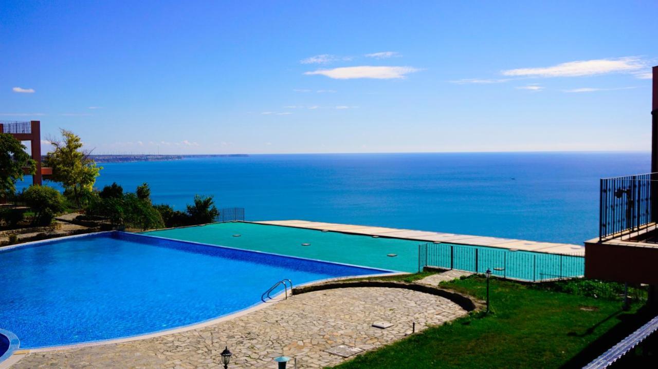 Hc Apartments Kaliakria Topola Luaran gambar
