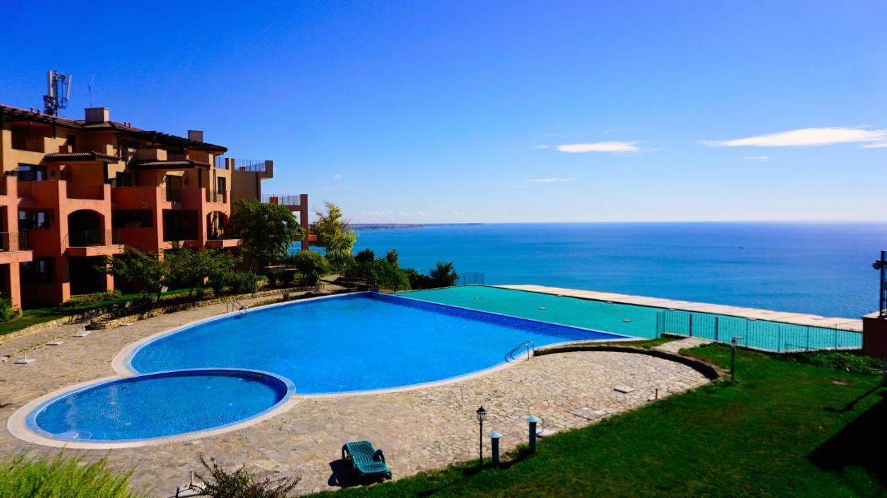 Hc Apartments Kaliakria Topola Luaran gambar