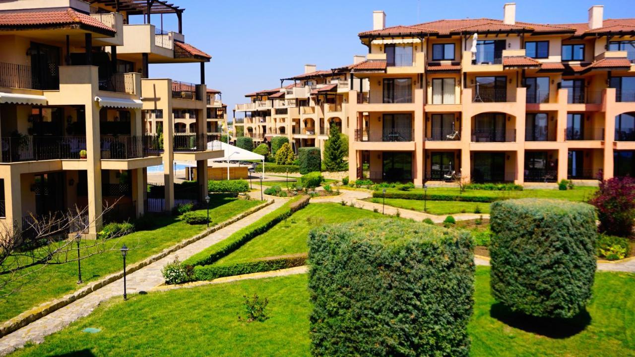 Hc Apartments Kaliakria Topola Luaran gambar