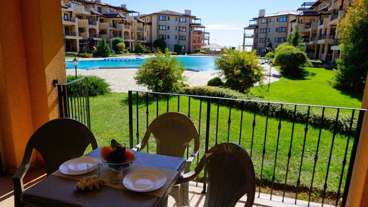 Hc Apartments Kaliakria Topola Luaran gambar